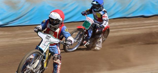 Druhý závod MČR jezdců ve třídě do 125 ccm