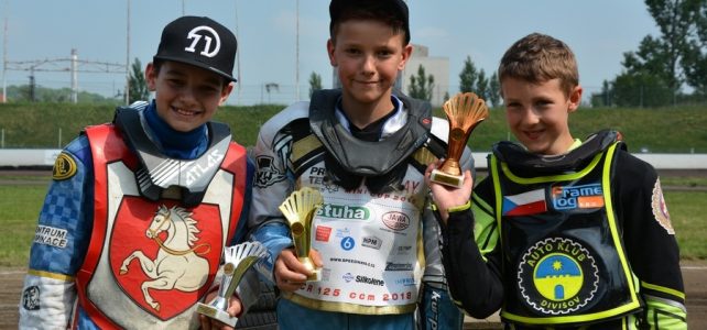 Třetí závod MČR jezdců ve třídě do 125 ccm na krátkých drahách