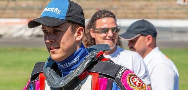 Patrik Mikel se v letošní sezóně na závodní dráze ukáže