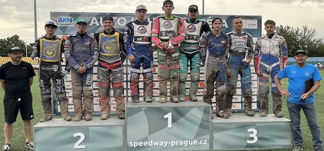 Úvodní závod 1. ligy družstev v Praze vyhrála Kopřivnice